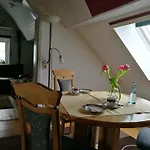Und Restaurant Reck Konukevi